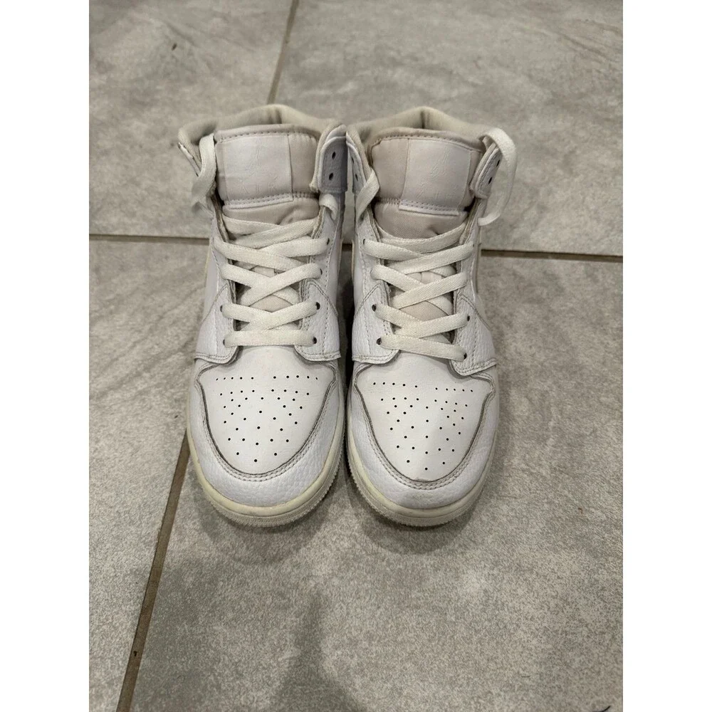 Nike Air Jordan a Mids Grade School Size 5.5